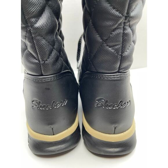 Skechers women’s Synergy Real Estate Snow Boots sz 9 black quilted waterproof - Picture 8 of 9